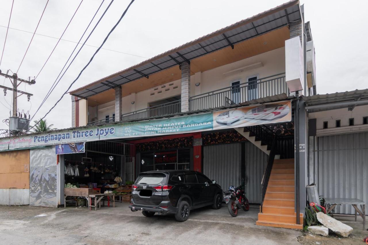 RedDoorz Syariah near Minangkabau International Aiport Hotel Padang  Bagian luar foto